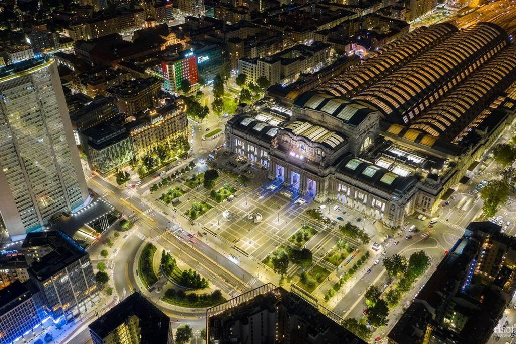 Appartamento - Stazione Centrale 米兰 外观 照片